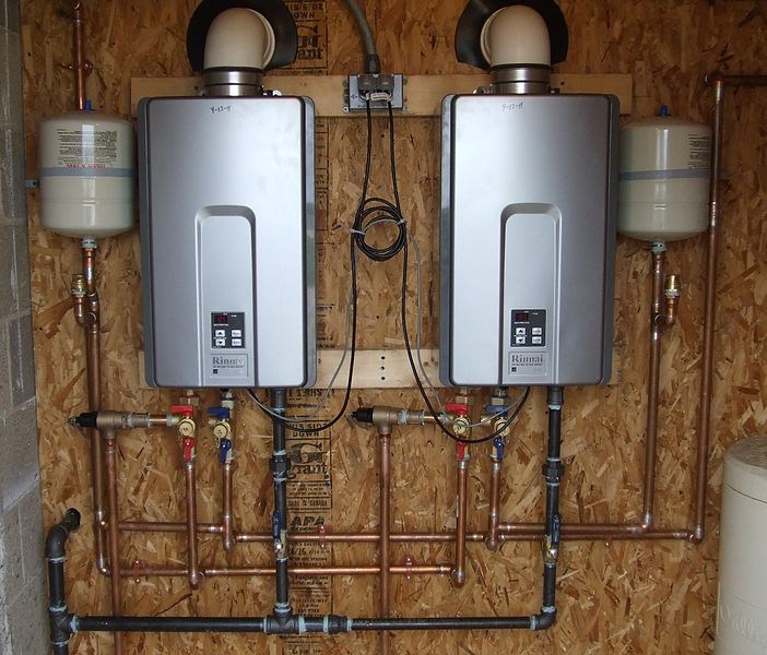 what are the benefits of a tankless water heater