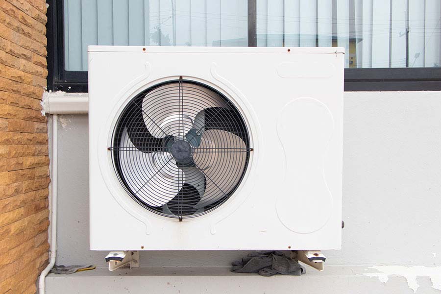 How Does a Ductless AC System Work in Lebanon, CT?